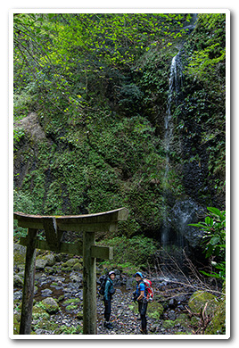 籠岩山