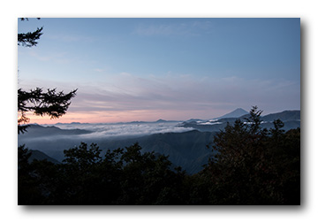 雲取山〜石尾根縦走〜七ツ石小屋