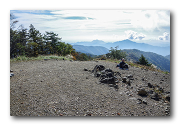 雲取山〜石尾根縦走〜鷹ノ巣山