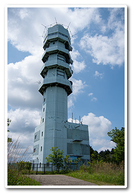 御岩山
