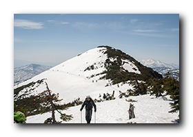 至仏山