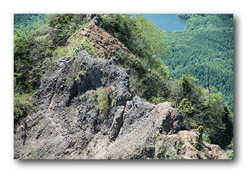 戸隠山・蟻の塔渡り