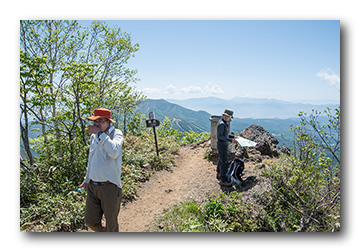 戸隠山・八方睨